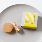 酒粕バターサンド 1個(箱入り、熨斗・包装紙不可)|酒粕と柚子の新食感スイーツ| 日の出屋製菓